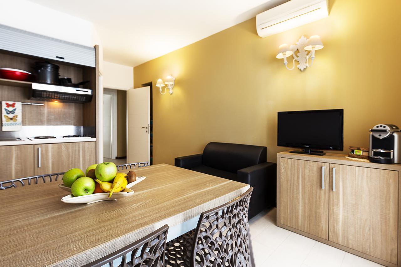 オルビア Le Residenze Del Centroアパートホテル エクステリア 写真