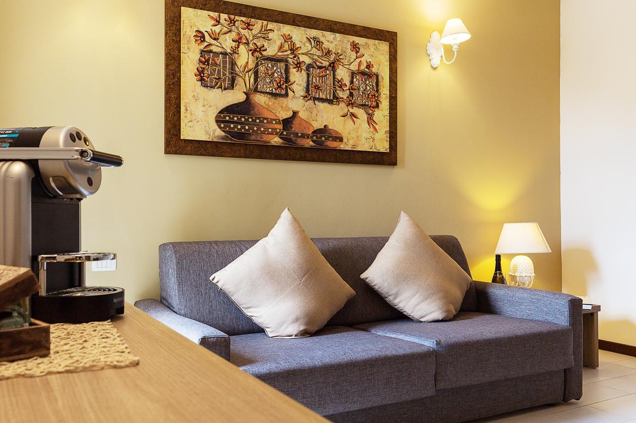 オルビア Le Residenze Del Centroアパートホテル エクステリア 写真